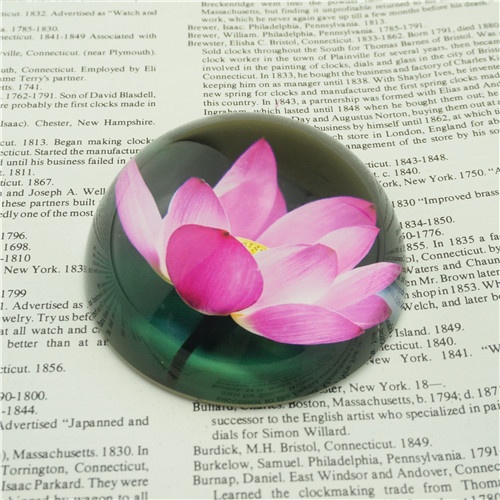 Crystal Lotus Flower Paperweights/8cm Semisphere Glass Paperweight for sale