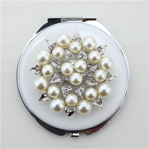 Jewelled compact mirror