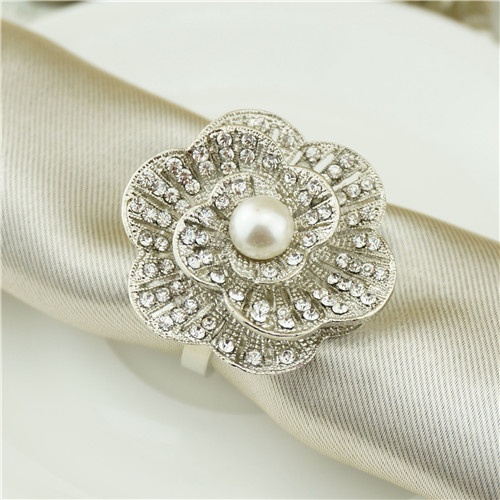 Metal Napkin Ring / Crystals flower napkin Rings