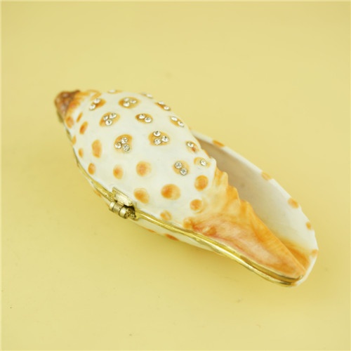 Pewter jewelry box / crystal Conch jewelry box