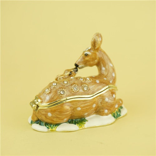 Pewter jewelry box / Deer shape metal jewelry box