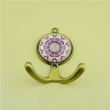 Glass Cloth Hanger / Home Decor Cloth Hanger