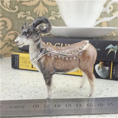 Zinc Alloy Jewelry Box/Taupe Sheep Jewelry Box