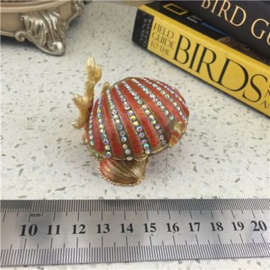 Zinc Alloy Jewel Box/Crystal Conch Jewelry Box