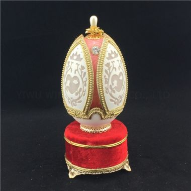 Engraved jewelry box/Handmade goose egg jewelry box