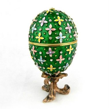 Vintage jewelry box/Egg trinket box