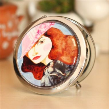 Tourist souvenir compact mirror