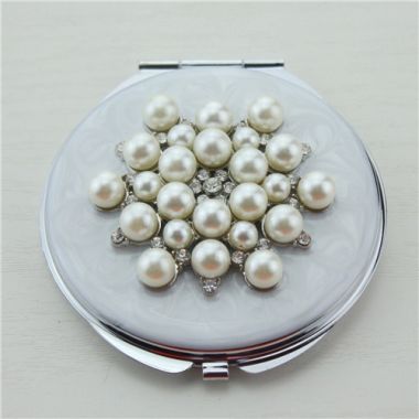 Wedding favor compact mirror gift set