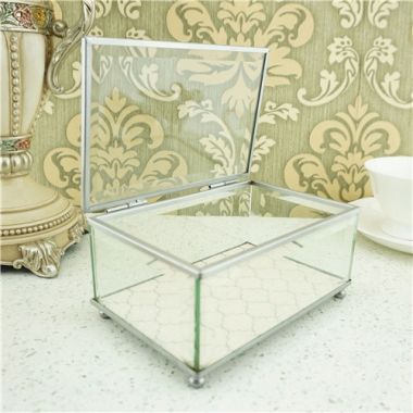 Glass jewelry box / glass home decor